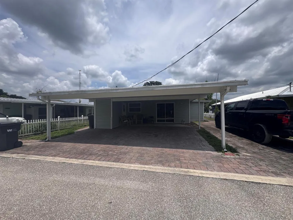 14545 W Center Street Okeechobee, FL 34972