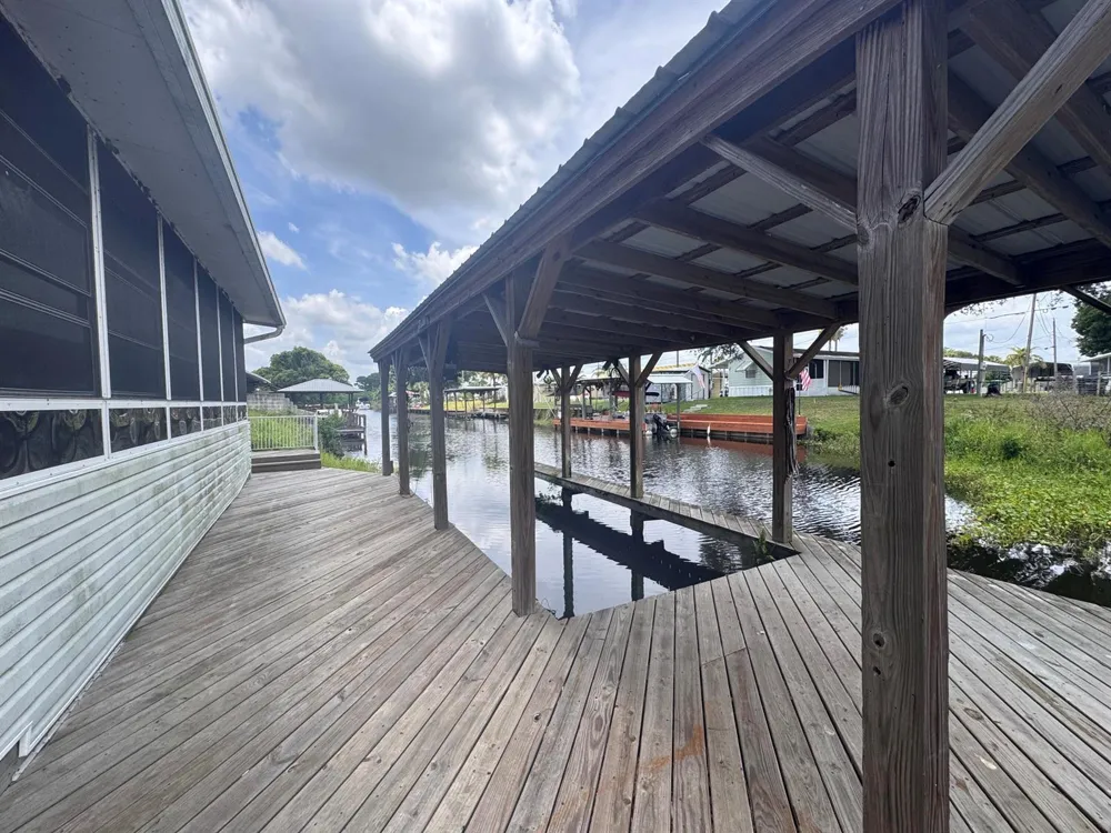 14545 W Center Street Okeechobee, FL 34972