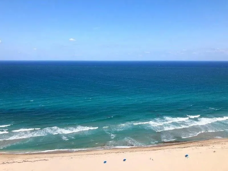 3000 Ocean Drive #30-d Singer Island, FL 33404