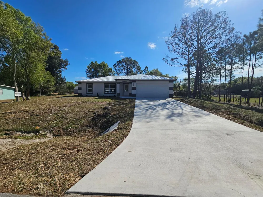 2964 NW 36th Avenue Okeechobee, FL 34972
