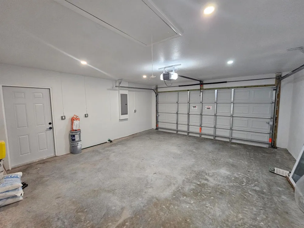 2964 NW 36th Avenue Okeechobee, FL 34972