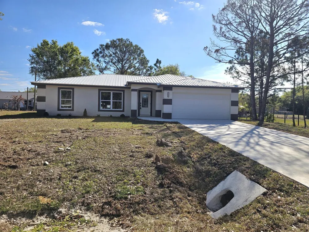 2964 NW 36th Avenue Okeechobee, FL 34972