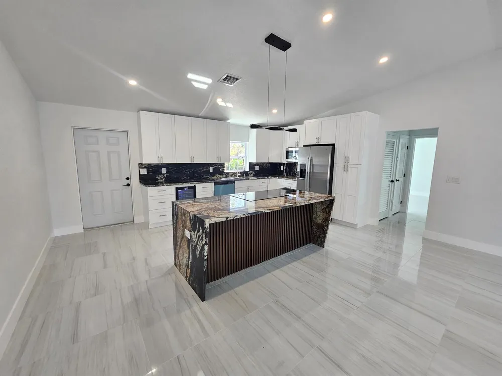 2964 NW 36th Avenue Okeechobee, FL 34972