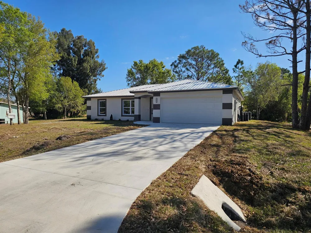 2964 NW 36th Avenue Okeechobee, FL 34972