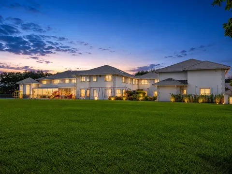 1800 Eagle Trace Boulevard