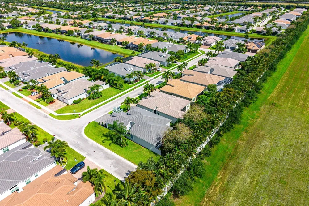 12874 Granite Mountain Pass Boynton Beach, FL 33473