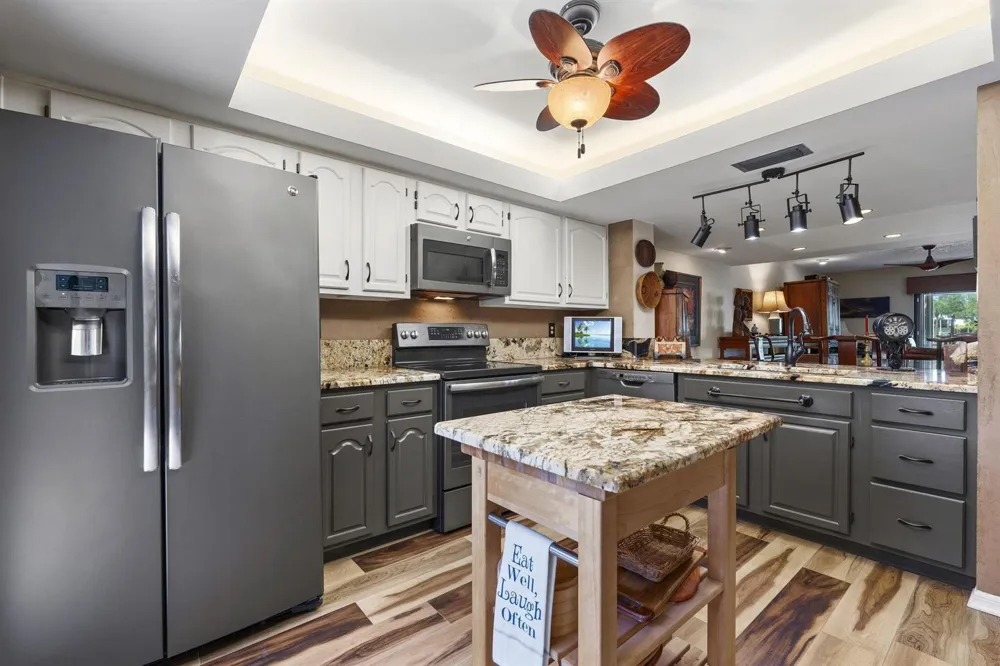 4189 SE Saint Lucie Boulevard Stuart, FL 34997