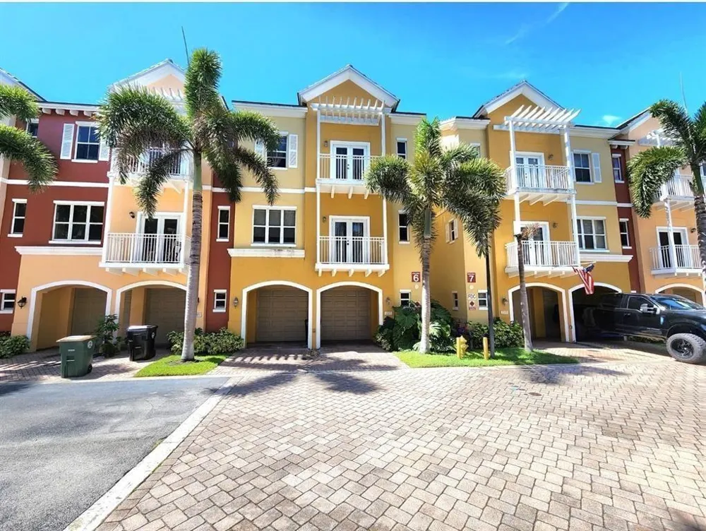 2317 Vintage Drive Lighthouse Point, FL 33064