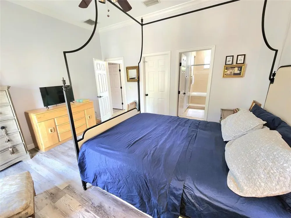 2317 Vintage Drive Lighthouse Point, FL 33064