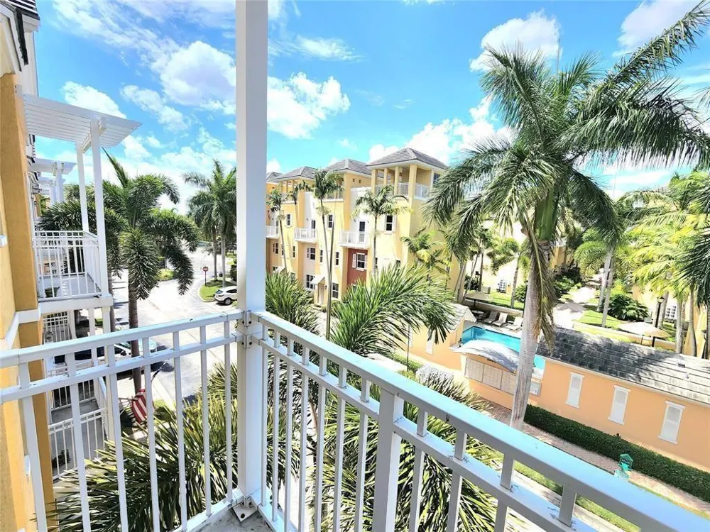 2317 Vintage Drive Lighthouse Point, FL 33064