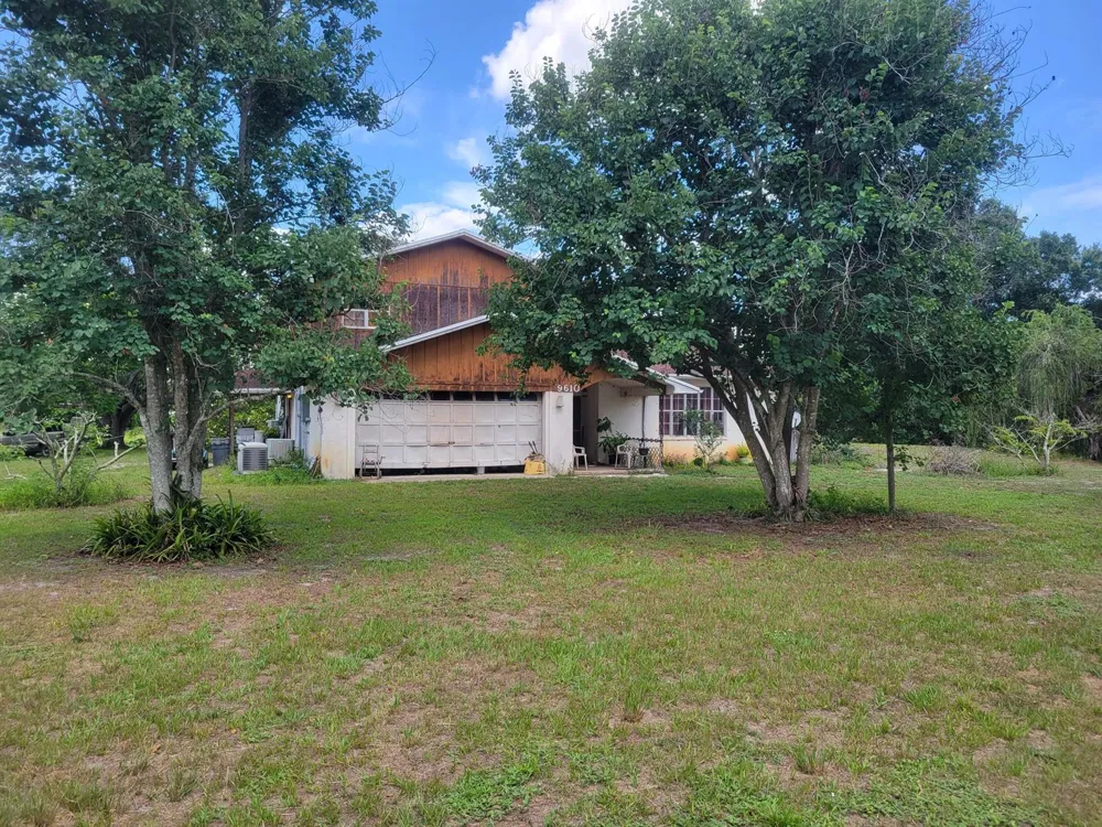 9610 Orange Avenue Fort Pierce, FL 34945