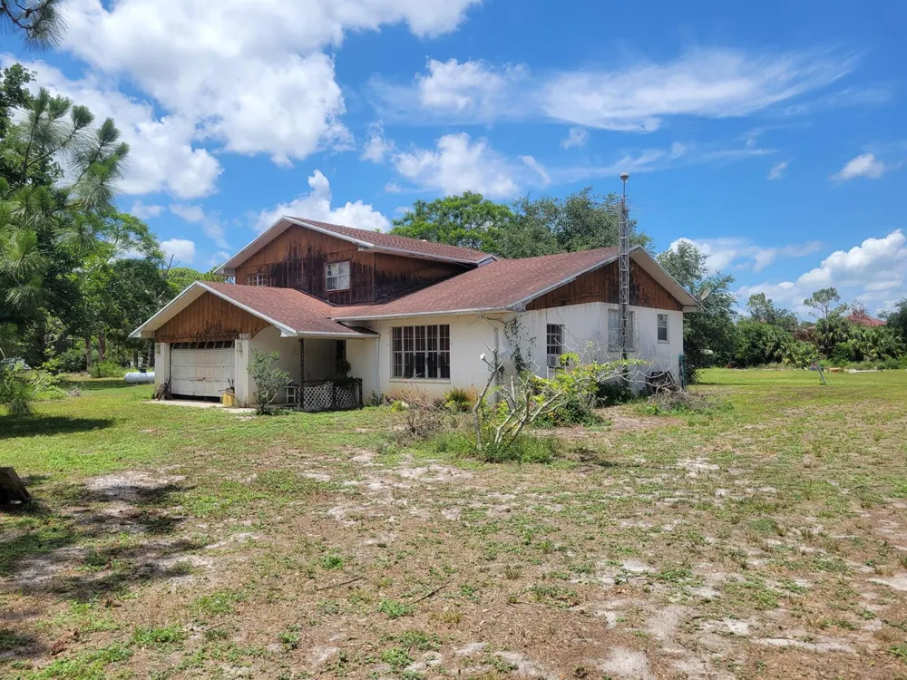 9610 Orange Avenue Fort Pierce, FL 34945