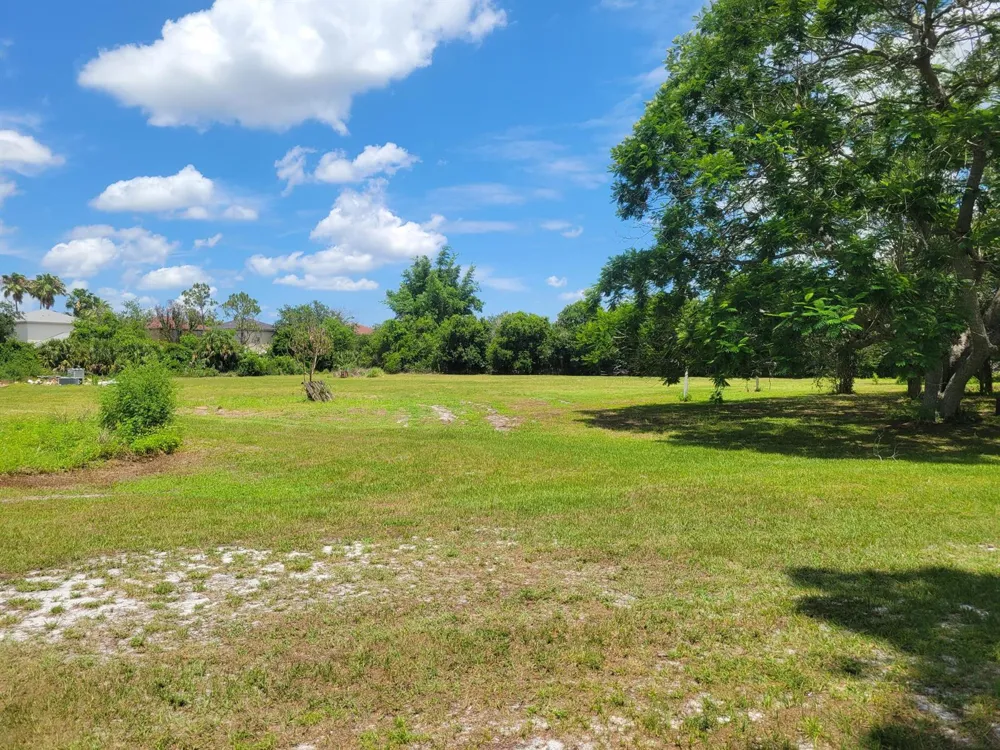 9610 Orange Avenue Fort Pierce, FL 34945