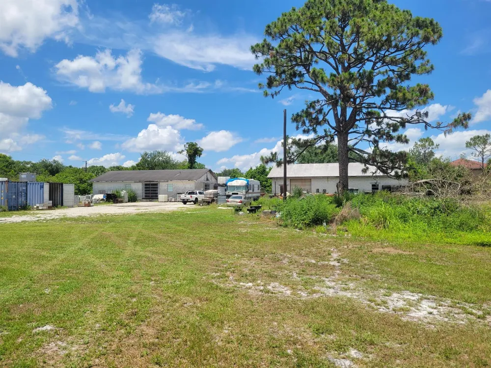 9610 Orange Avenue Fort Pierce, FL 34945