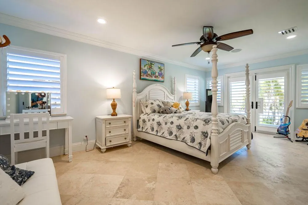 4130 NE 31st Avenue Lighthouse Point, FL 33064