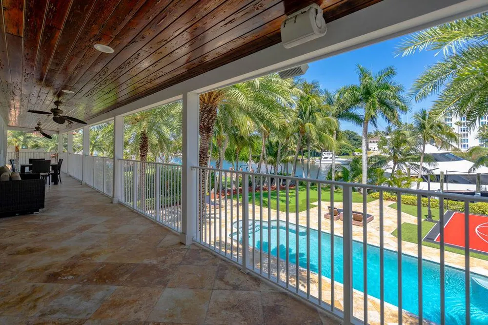 4130 NE 31st Avenue Lighthouse Point, FL 33064