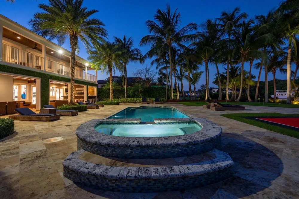 4130 NE 31st Avenue Lighthouse Point, FL 33064