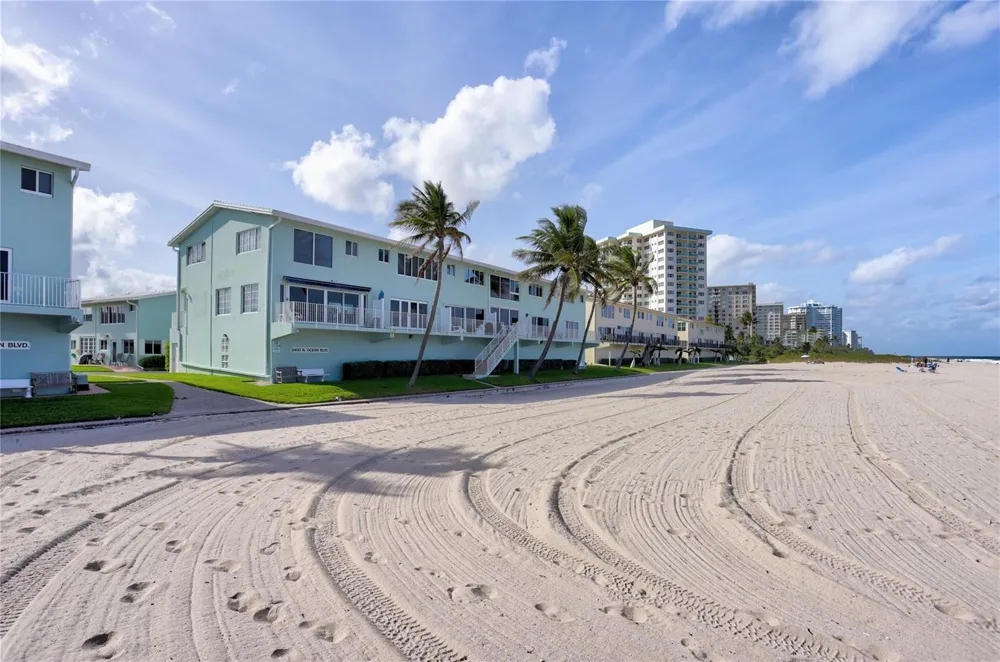 5400 Ocean Boulevard #32 Lauderdale By The Sea, FL 33308