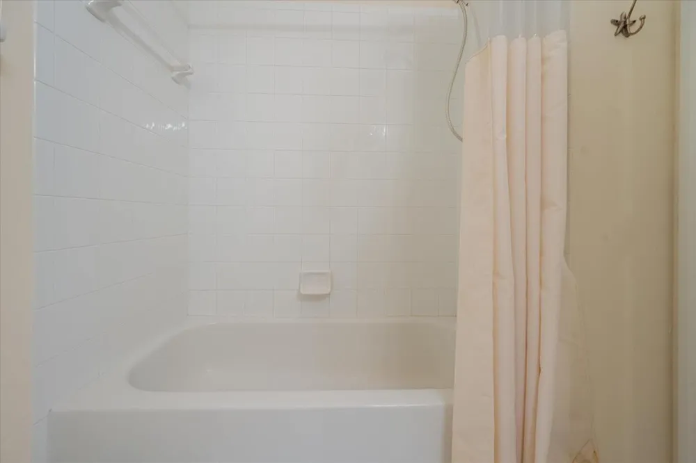 112 Lighthouse Circle #G Tequesta, FL 33469