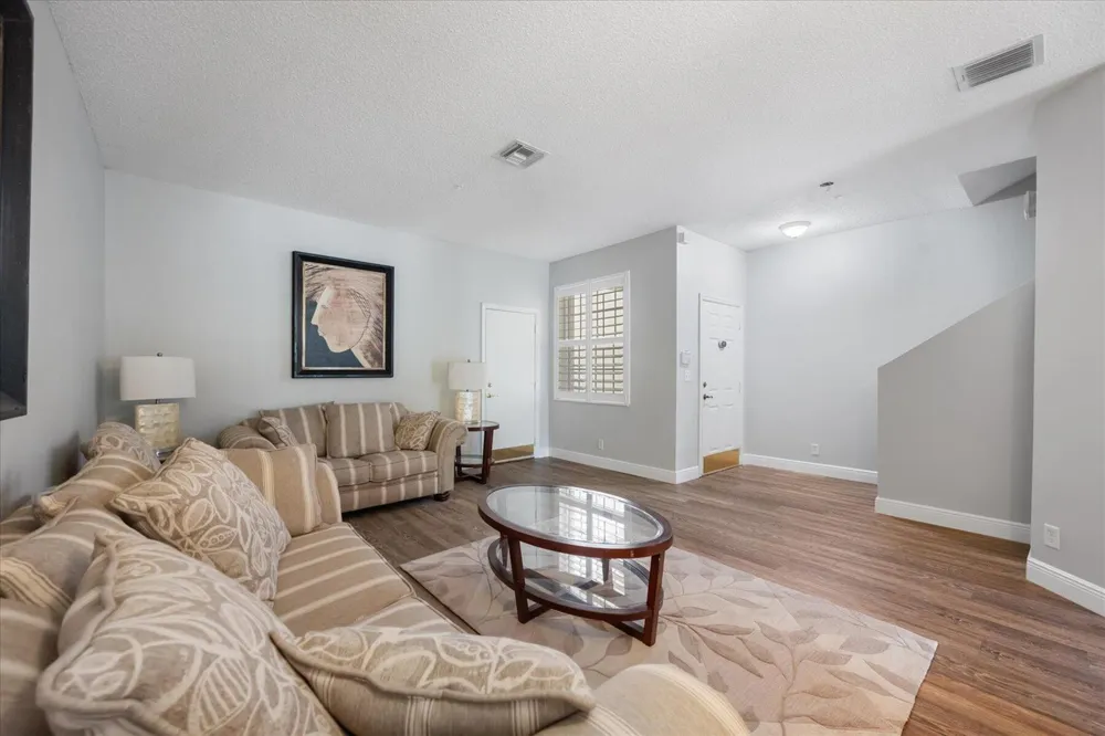 112 Lighthouse Circle #G Tequesta, FL 33469