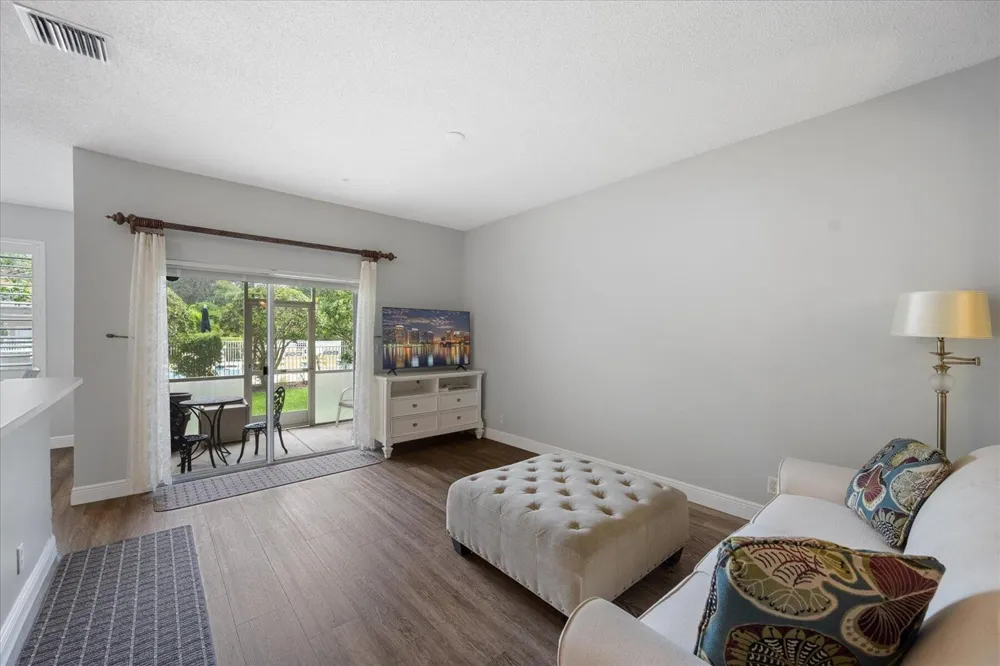 112 Lighthouse Circle #G Tequesta, FL 33469