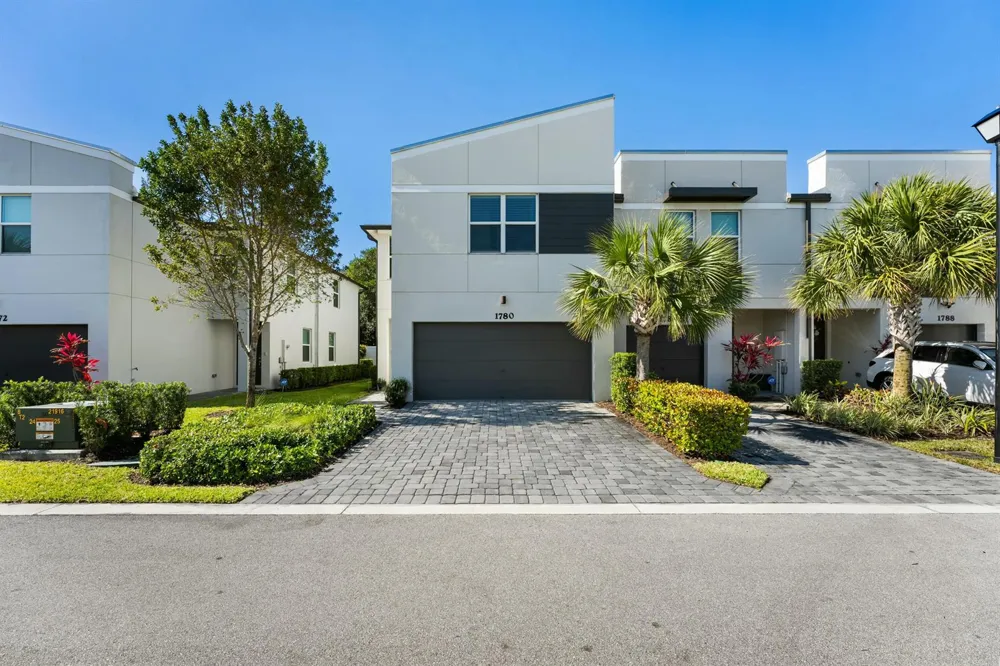 1780 Lindley Street Mangonia Park, FL 33407