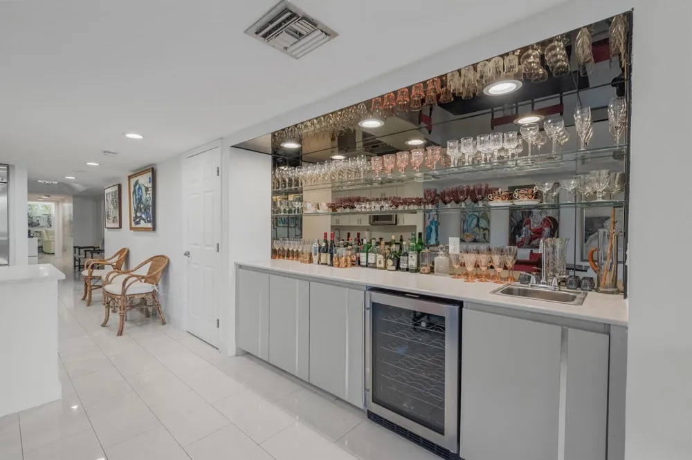 4000 S Ocean Boulevard #104 South Palm Beach, FL 33480
