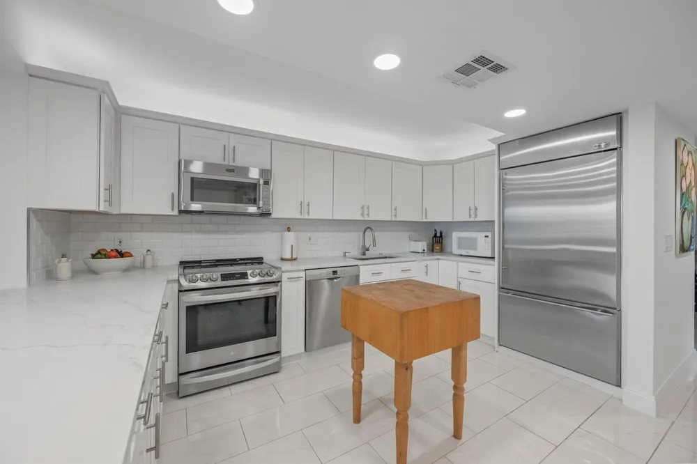 4000 S Ocean Boulevard #104 South Palm Beach, FL 33480