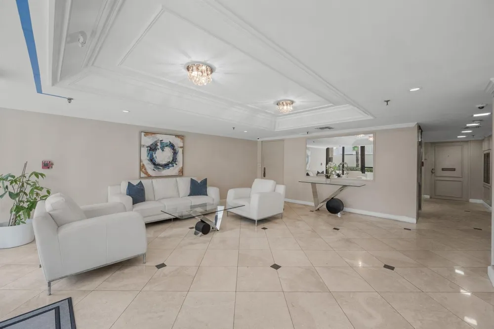 4000 S Ocean Boulevard #104 South Palm Beach, FL 33480
