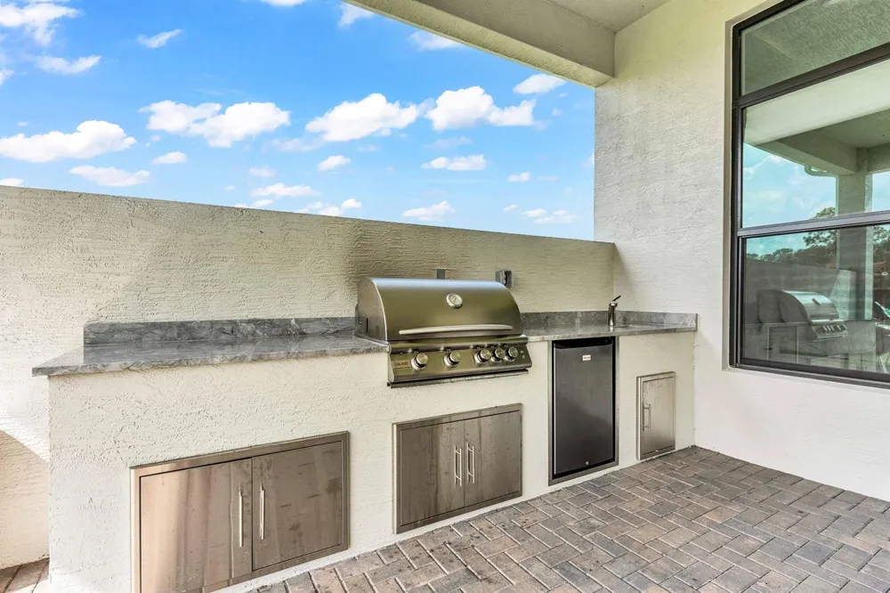 2989 SW Goldenglow Drive Palm City, FL 34990