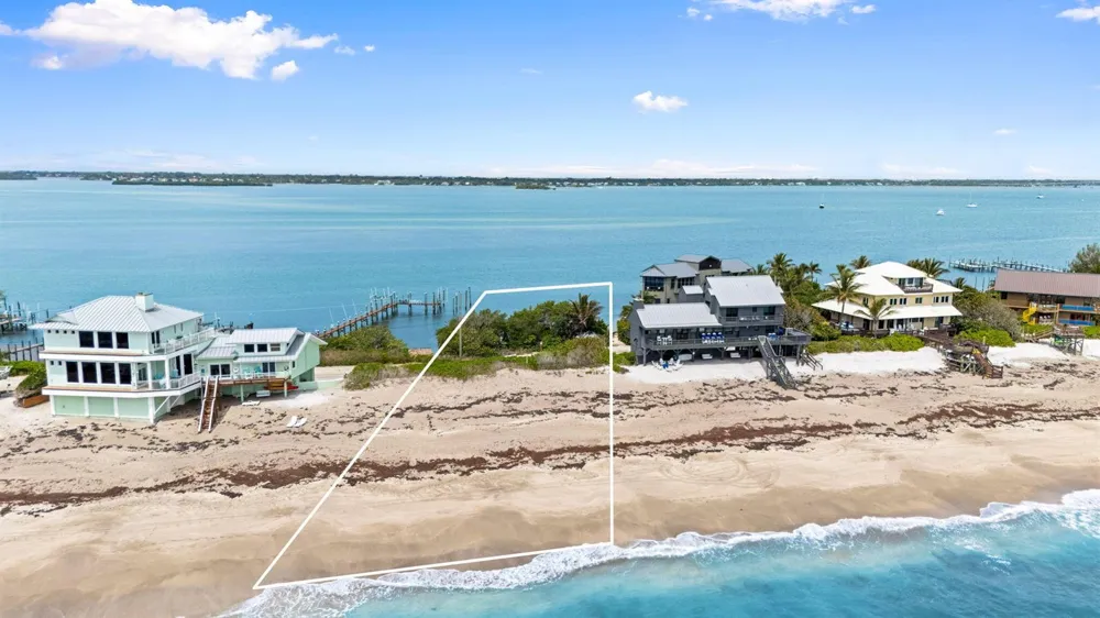 918 SE Macarthur Boulevard Stuart, FL 34996