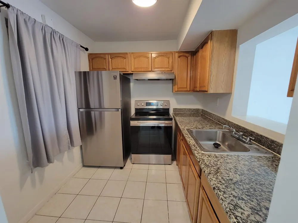 3700 NW 21st Street #203 Lauderdale Lakes, FL 33311