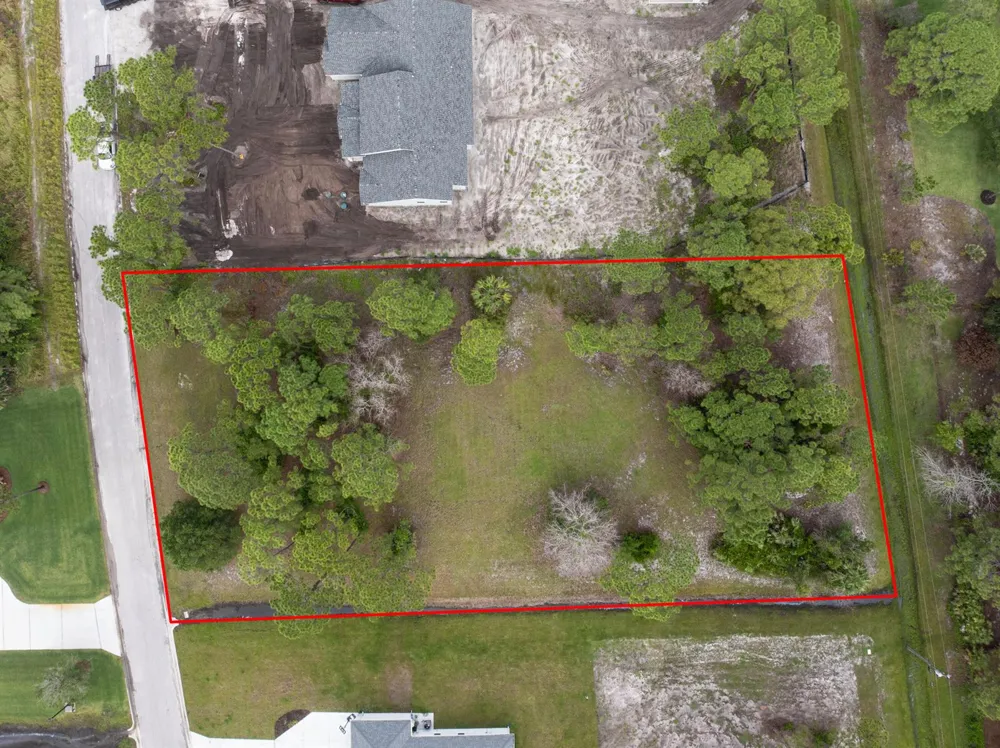 10638 Sugar Pine Drive Fort Pierce, FL 34945