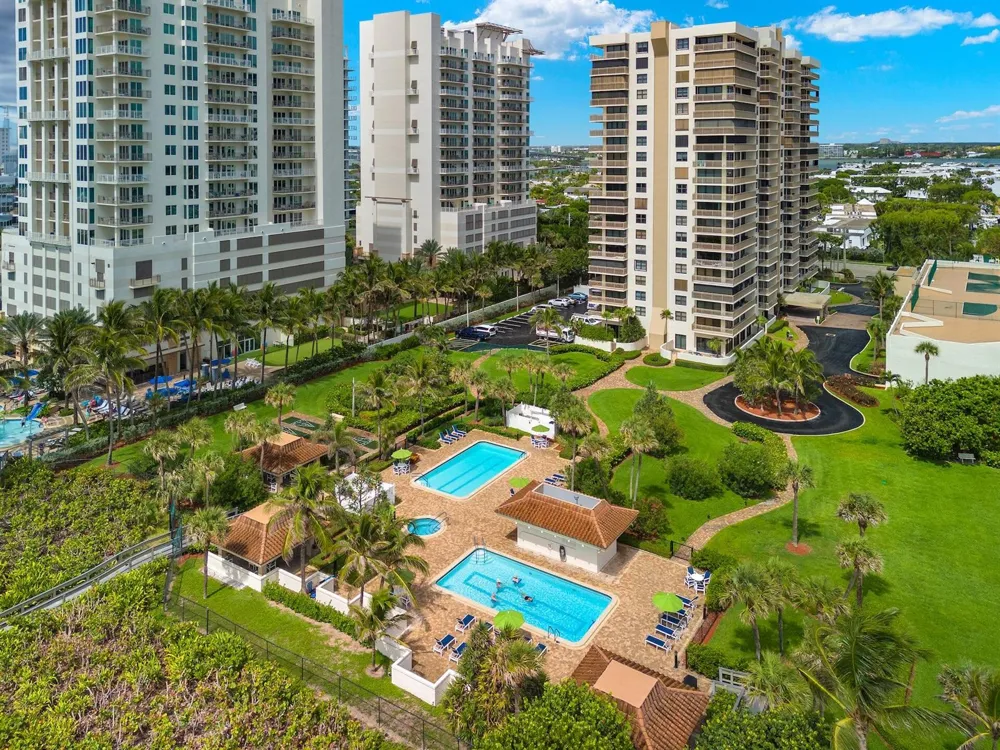 3400 Ocean Drive #1602 Singer Island, FL 33404