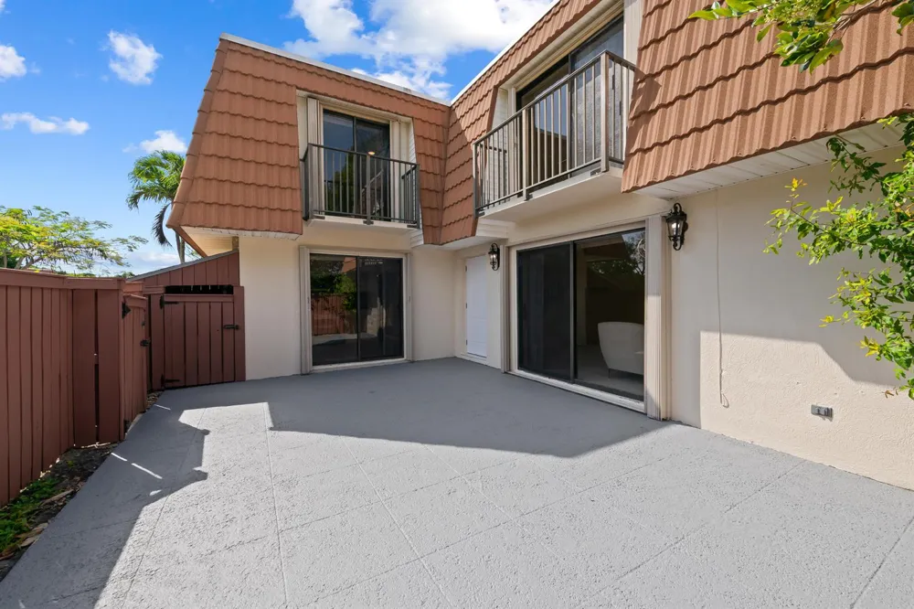 2962 SW 12th Street Deerfield Beach, FL 33442
