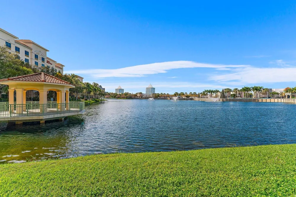 3620 Gardens Parkway #902b Palm Beach Gardens, FL 33410