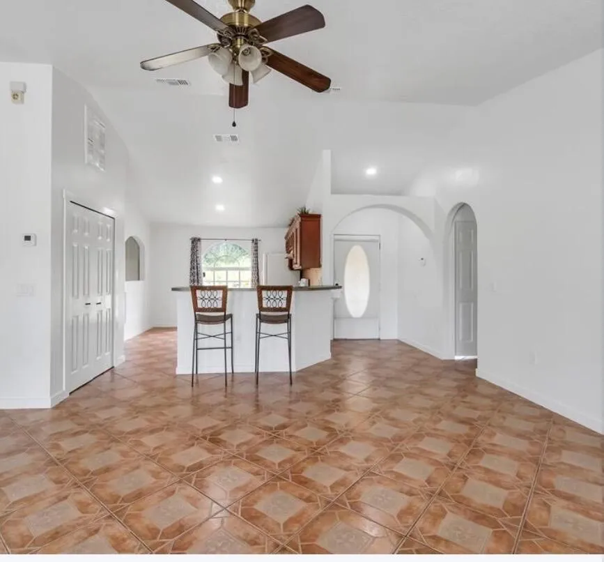 34 Bradford Court Kissimmee, FL 34758