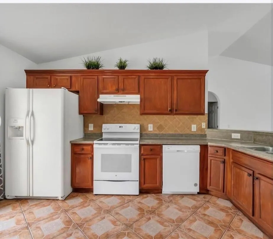 34 Bradford Court Kissimmee, FL 34758