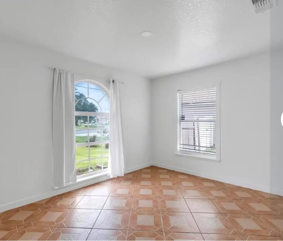 34 Bradford Court Kissimmee, FL 34758