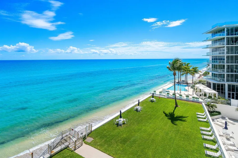 3570 S Ocean Boulevard S #208 South Palm Beach, FL 33480