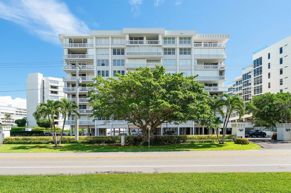 3570 S Ocean Boulevard S #208 South Palm Beach, FL 33480