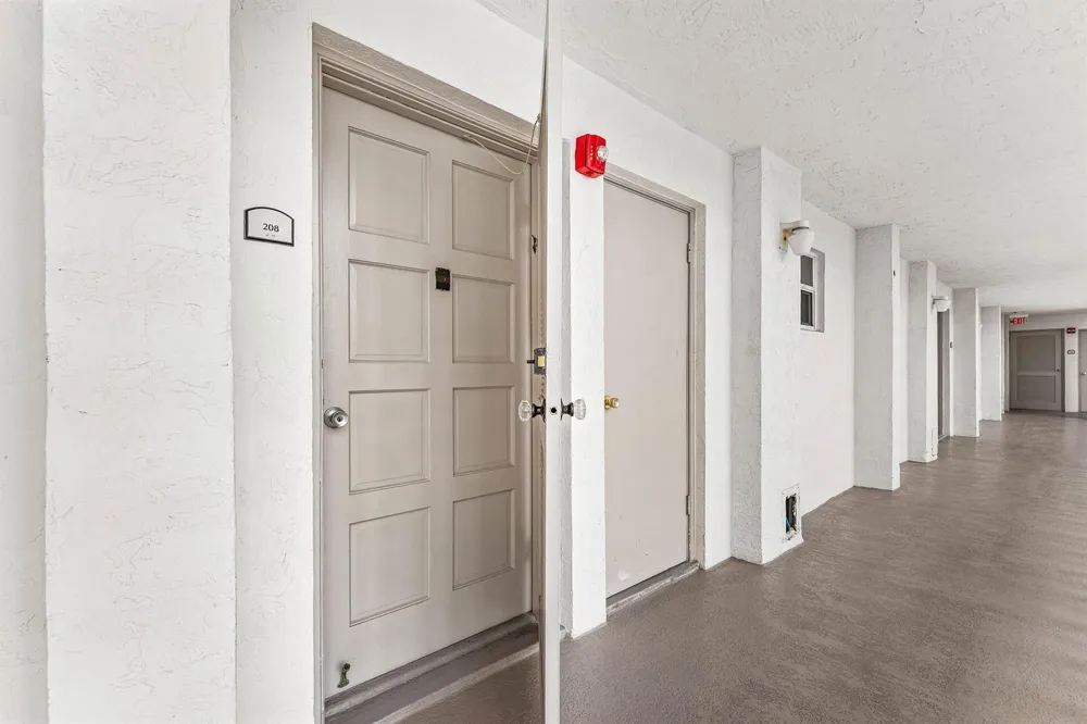 3570 S Ocean Boulevard S #208 South Palm Beach, FL 33480