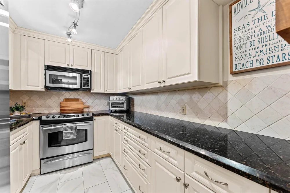 3570 S Ocean Boulevard S #208 South Palm Beach, FL 33480