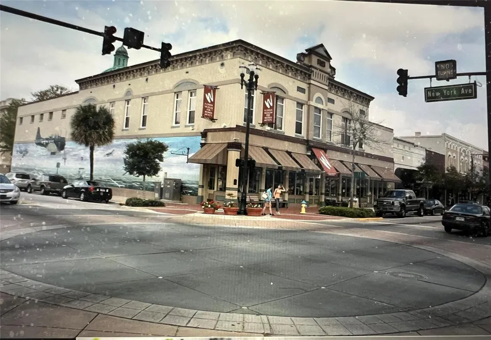 705 W Beresford Avenue Deland, FL 32720