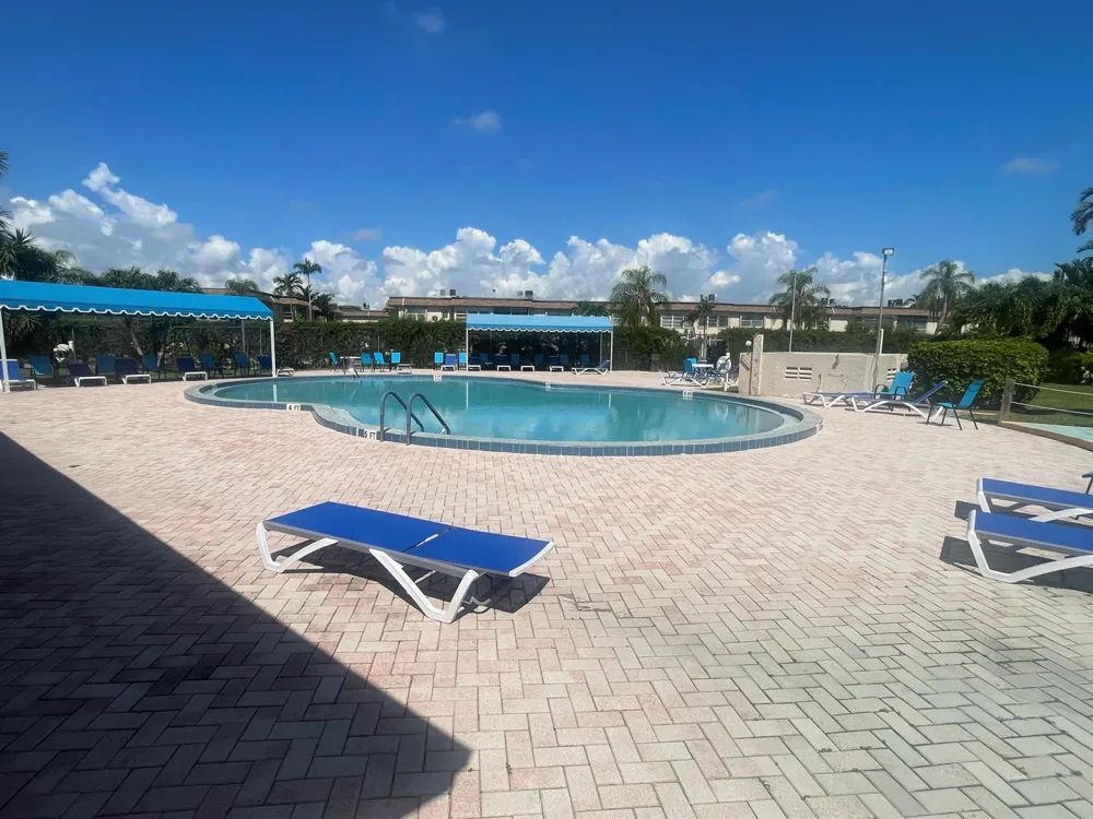 752 Lori Drive #223 Palm Springs, FL 33461