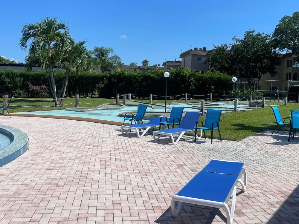752 Lori Drive #223 Palm Springs, FL 33461