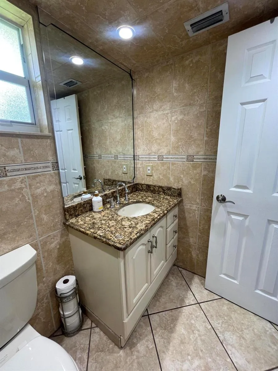 752 Lori Drive #223 Palm Springs, FL 33461