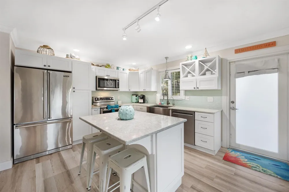 116 Spanish Main Drive 