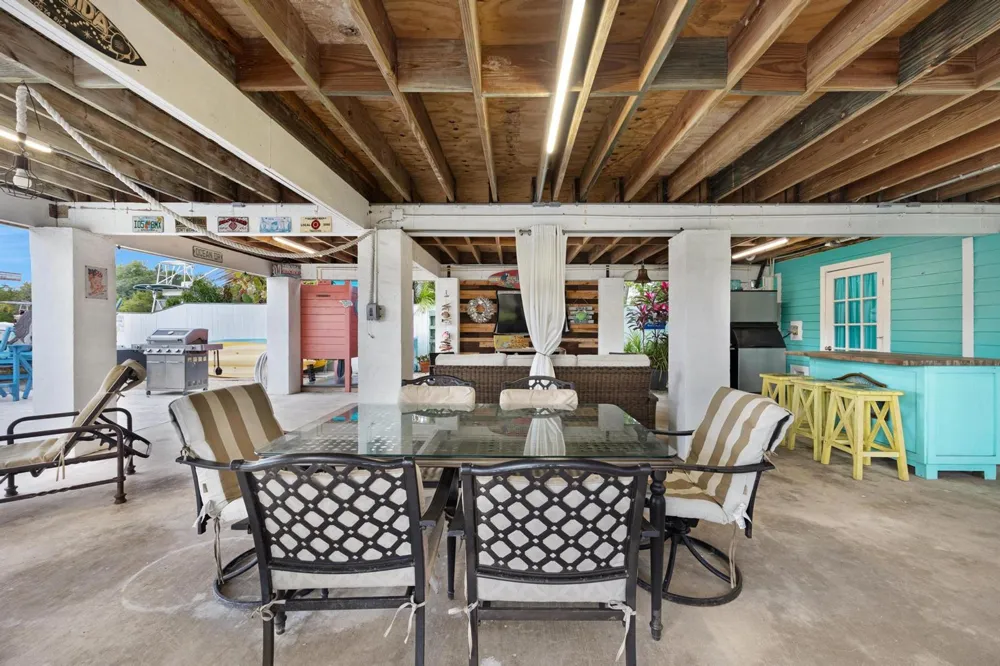 116 Spanish Main Drive 
