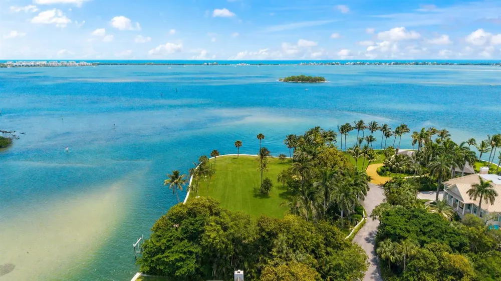 6 Timor Street Sewalls Point, FL 34996